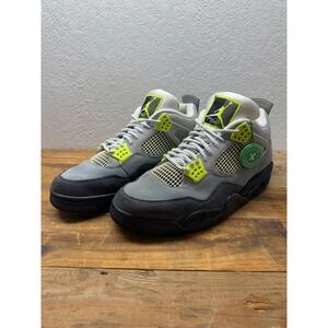 Air Jordan 4 Retro SE 95 Neon Grey Volt CT5342-007 Mens Sneakers
